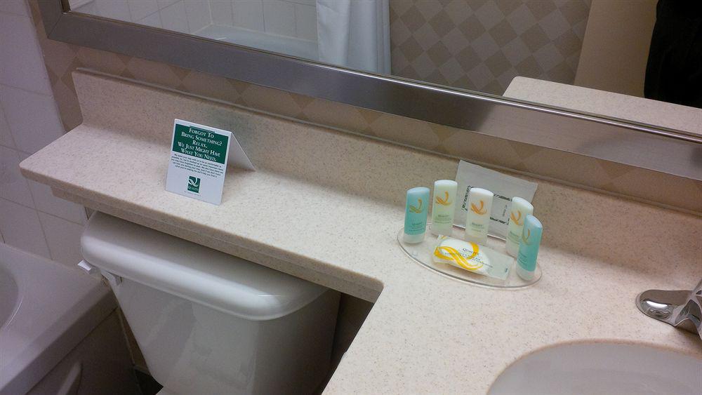 Holiday Inn Express Hamilton-Stoney Creek Eksteriør billede